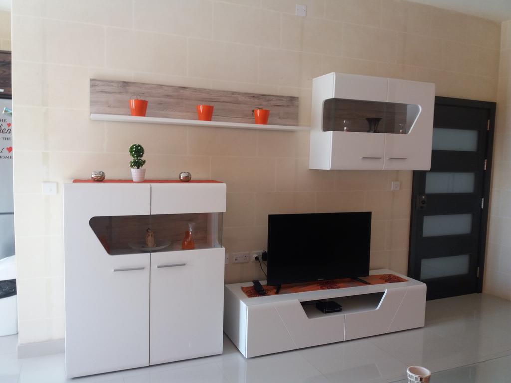 Gozo Holiday Apartment กฮาจ์นซีเลม ภายนอก รูปภาพ