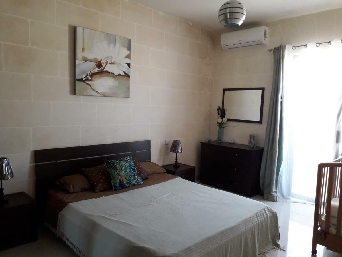 Gozo Holiday Apartment กฮาจ์นซีเลม ภายนอก รูปภาพ